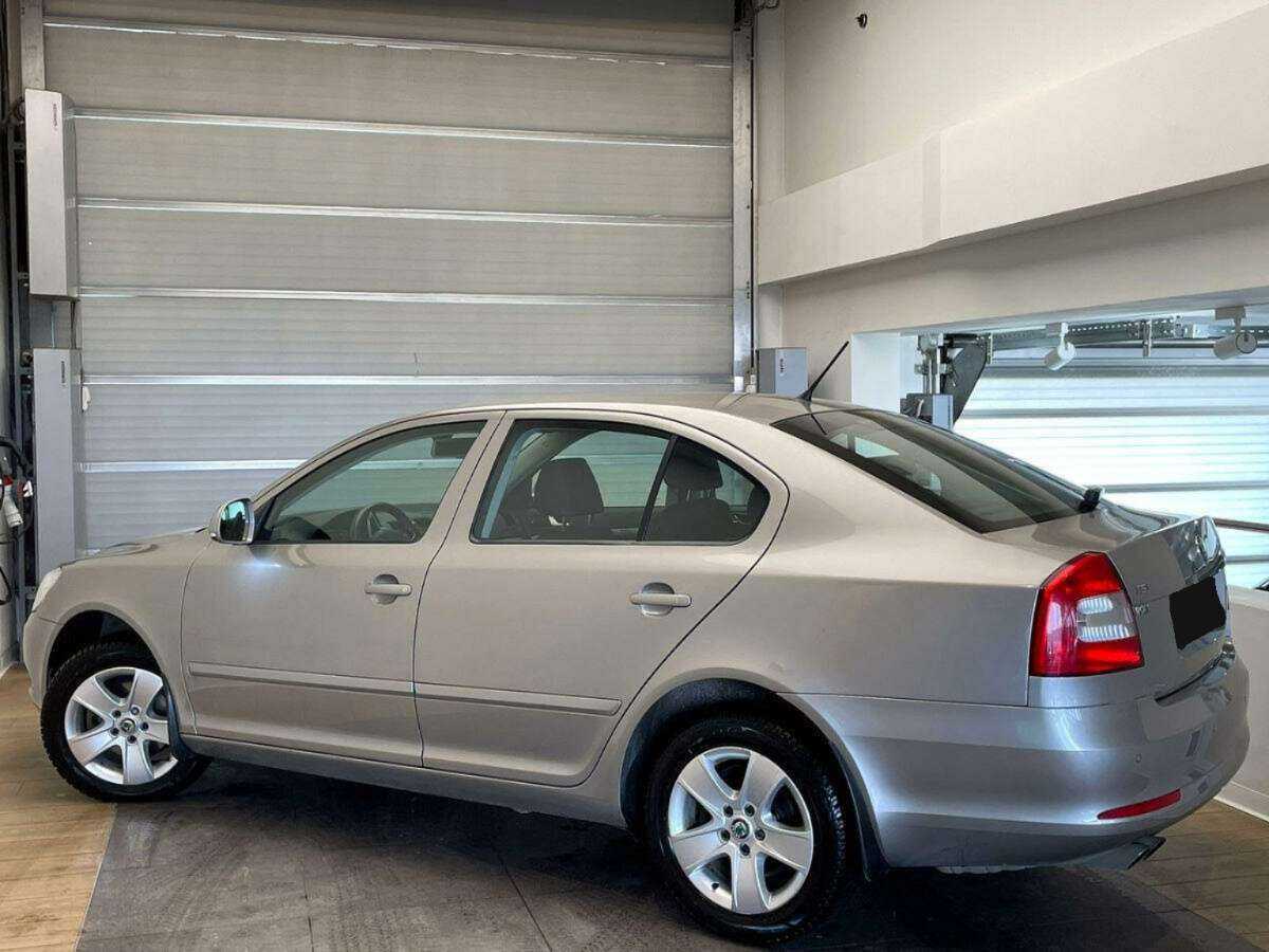 Купить Skoda Octavia с пробегом. Фото: #4
