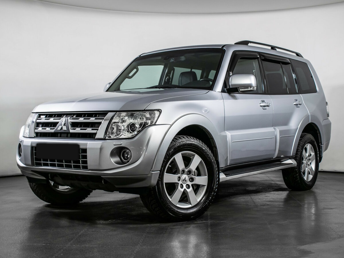 Купить Mitsubishi Pajero с пробегом. Посмотреть фото
