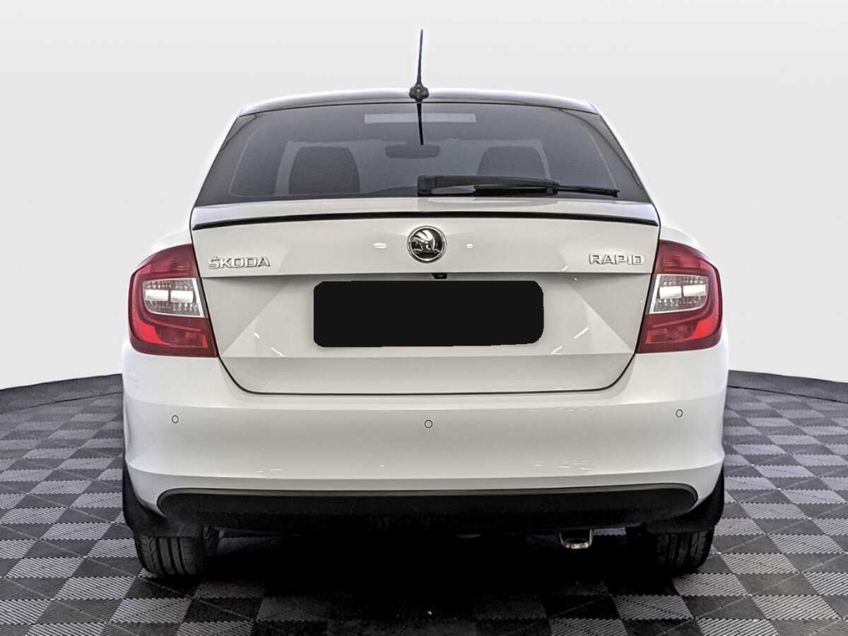 Купить Skoda Rapid с пробегом. Фото: #5