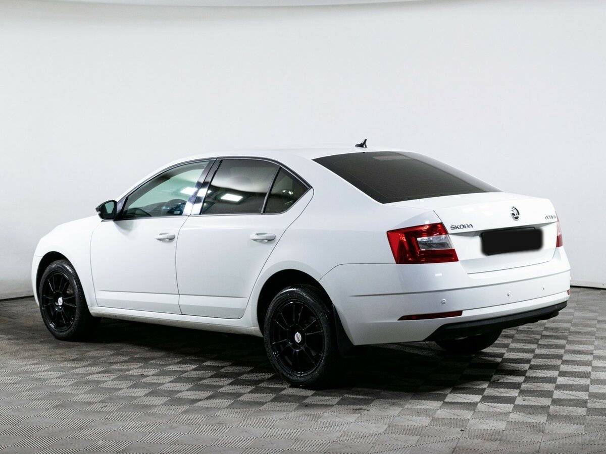 Купить Skoda Octavia с пробегом. Фото: #6