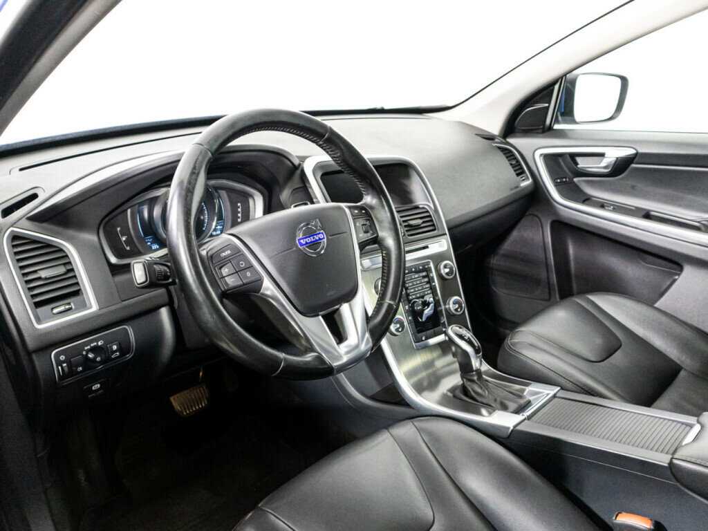 Купить Volvo XC60 с пробегом. Фото: #10