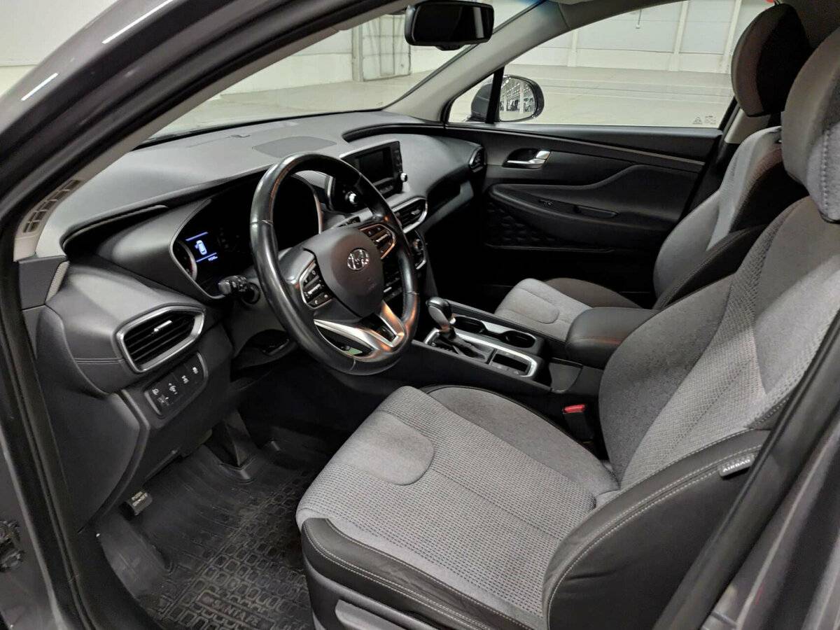 Купить Hyundai Santa Fe с пробегом. Фото: #15