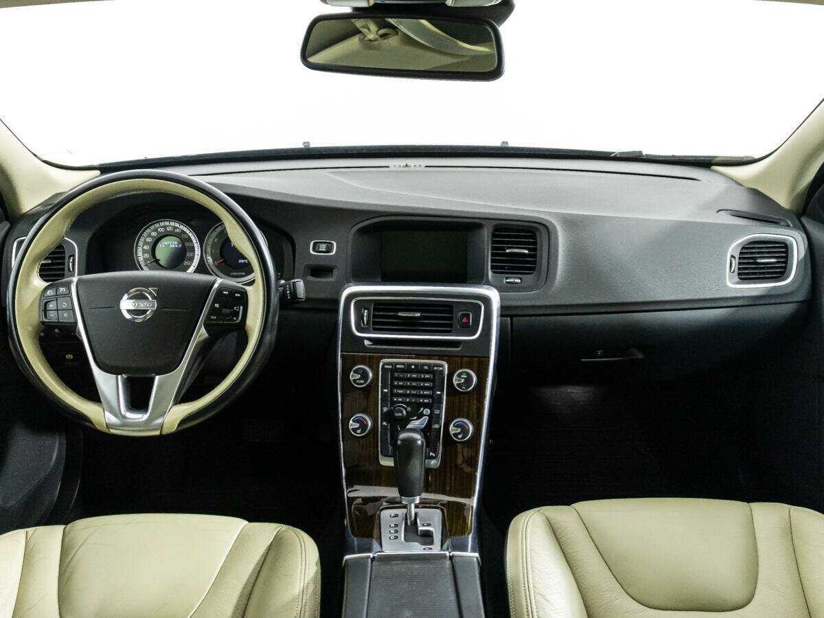Купить Volvo S60 с пробегом. Фото: #12