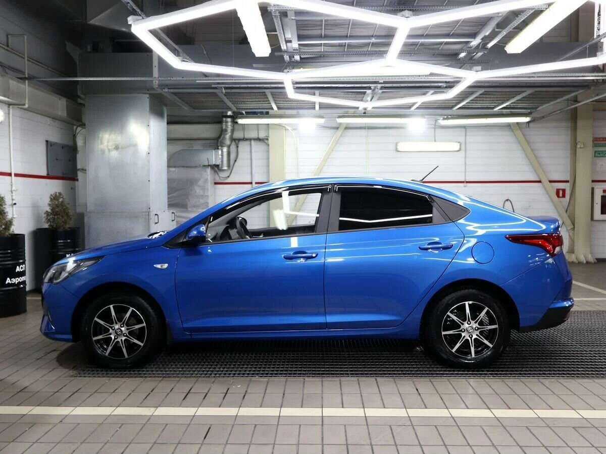 Купить Hyundai Solaris с пробегом. Фото: #4