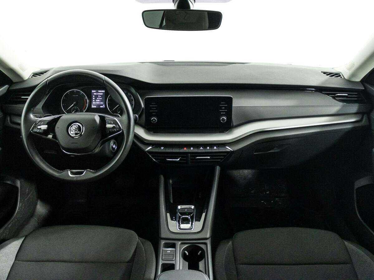 Купить Skoda Octavia с пробегом. Фото: #12