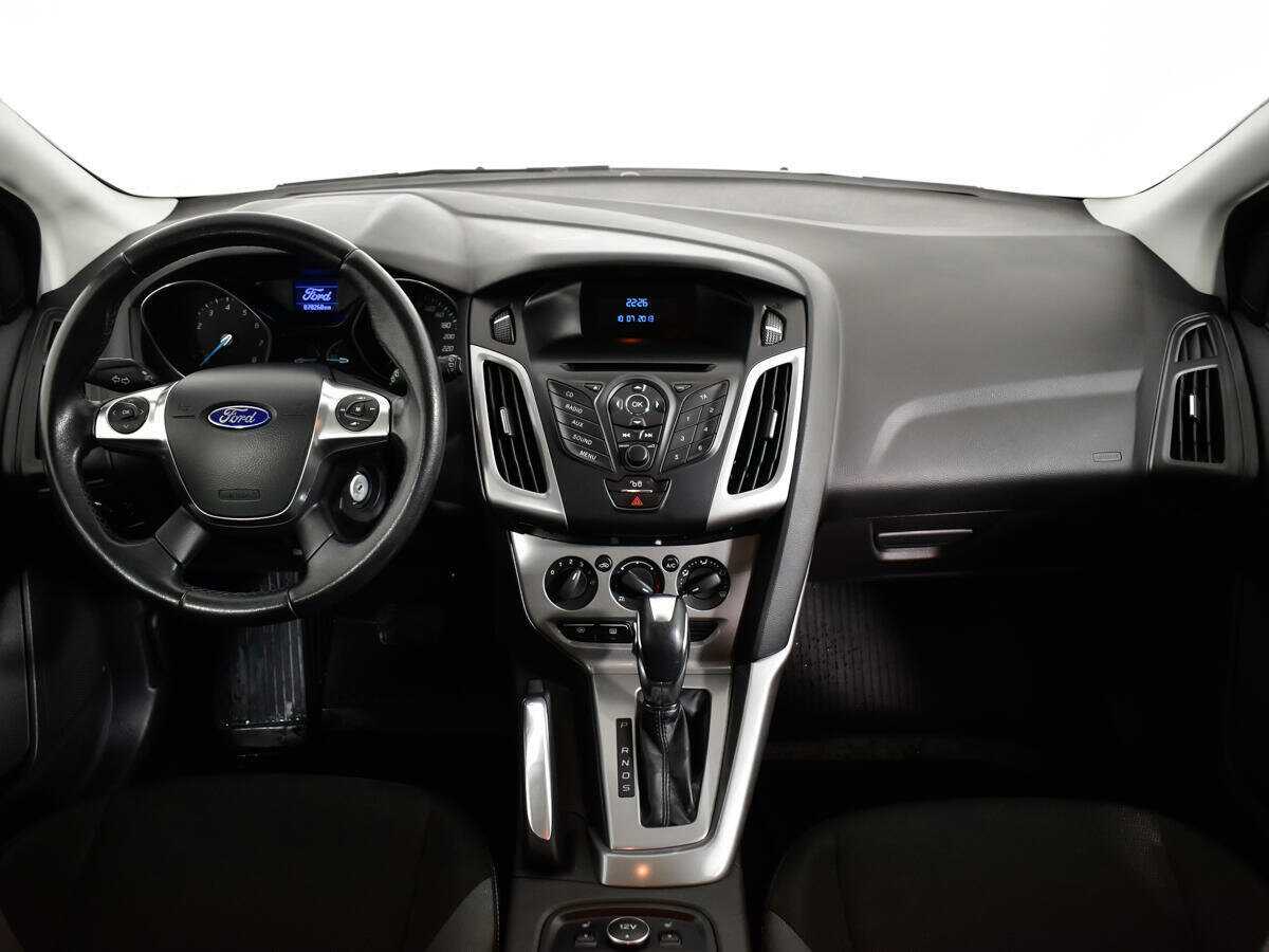Купить Ford Focus с пробегом. Фото: #9
