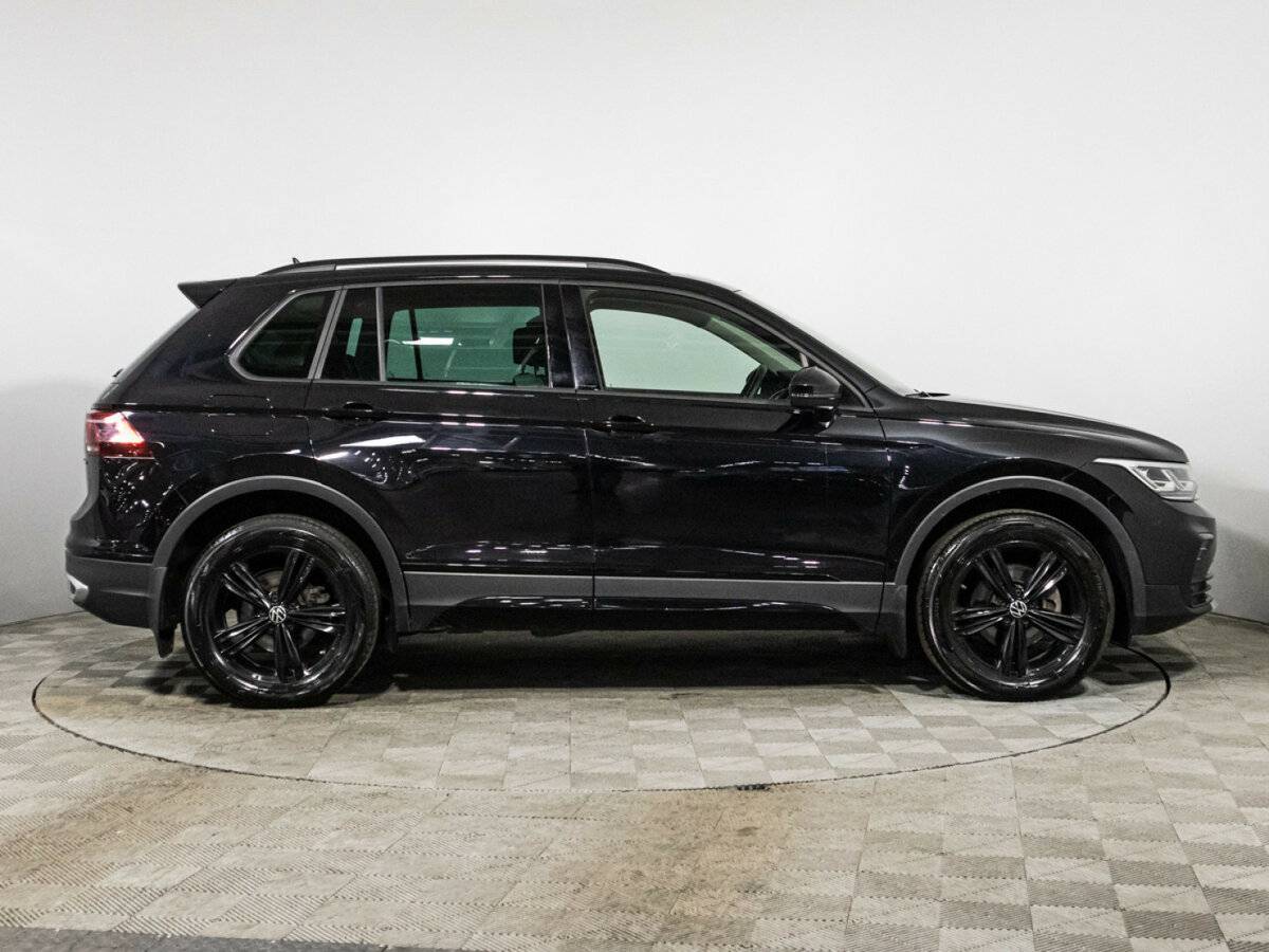 Купить Volkswagen Tiguan с пробегом. Фото: #3