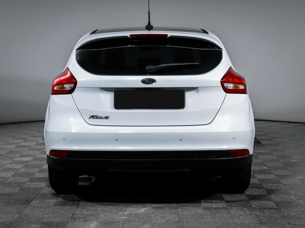 Купить Ford Focus с пробегом. Фото: #4