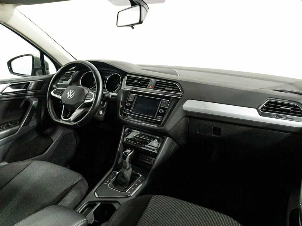 Купить Volkswagen Tiguan с пробегом. Фото: #8