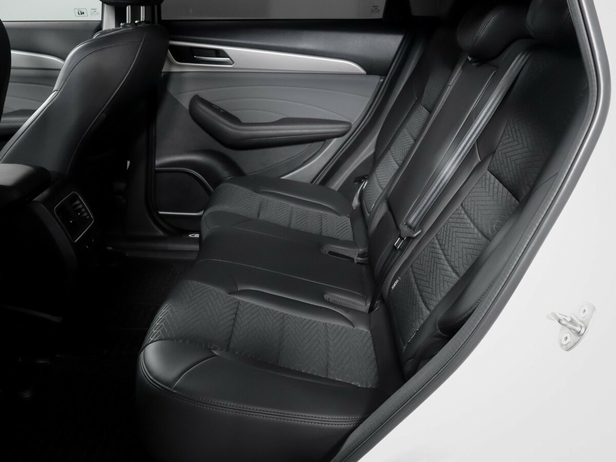 Купить Haval F7 с пробегом. Фото: #7