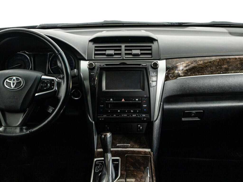 Купить Toyota Camry с пробегом. Фото: #13