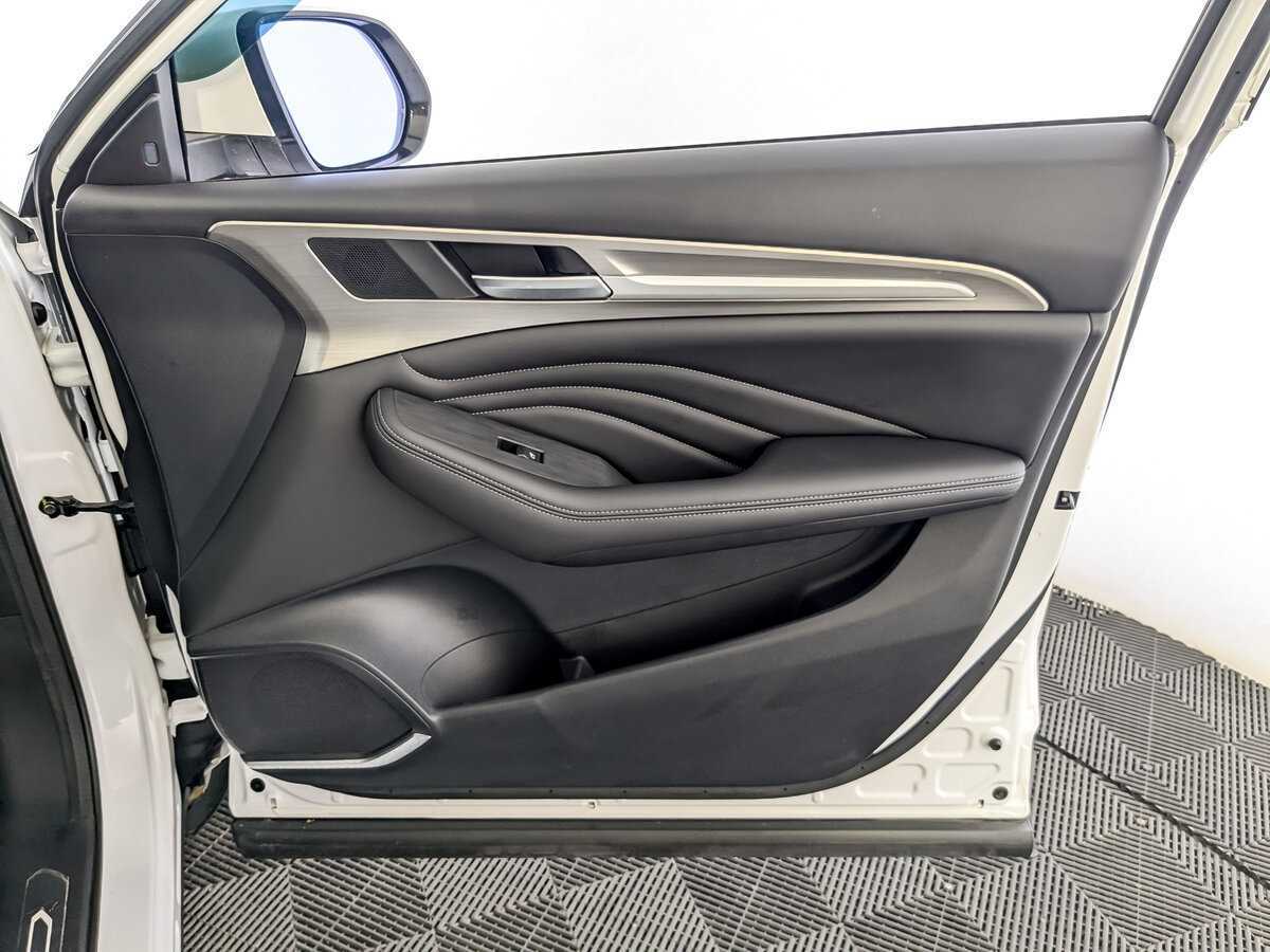 Купить Haval F7 с пробегом. Фото: #19