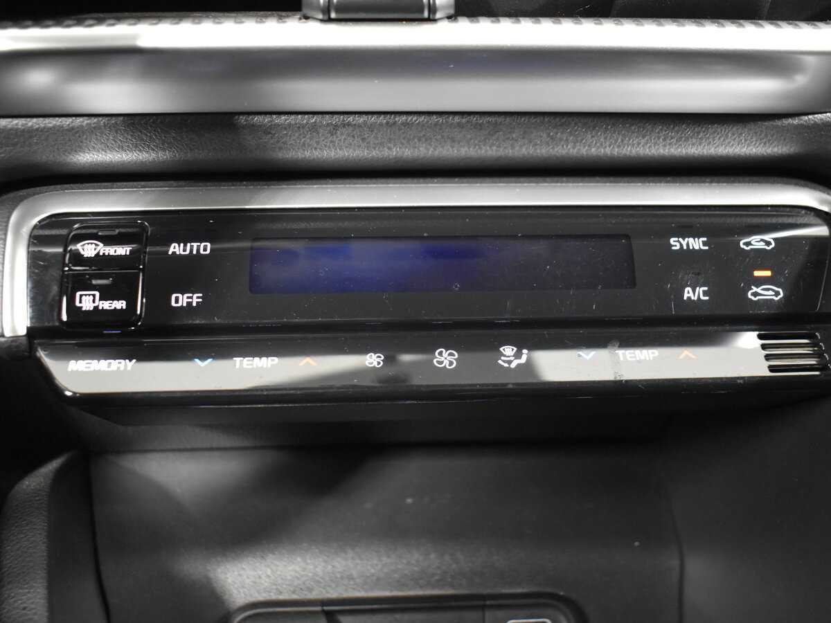 Купить Kia K5 с пробегом. Фото: #16