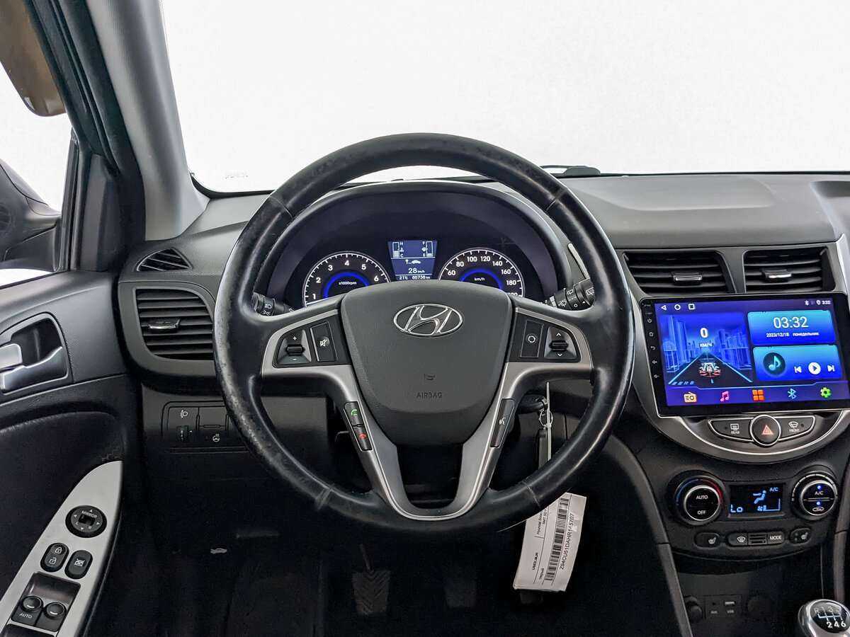 Купить Hyundai Solaris с пробегом. Фото: #16