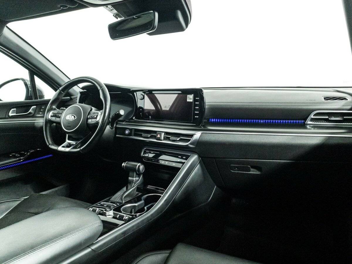Купить Kia K5 с пробегом. Фото: #8