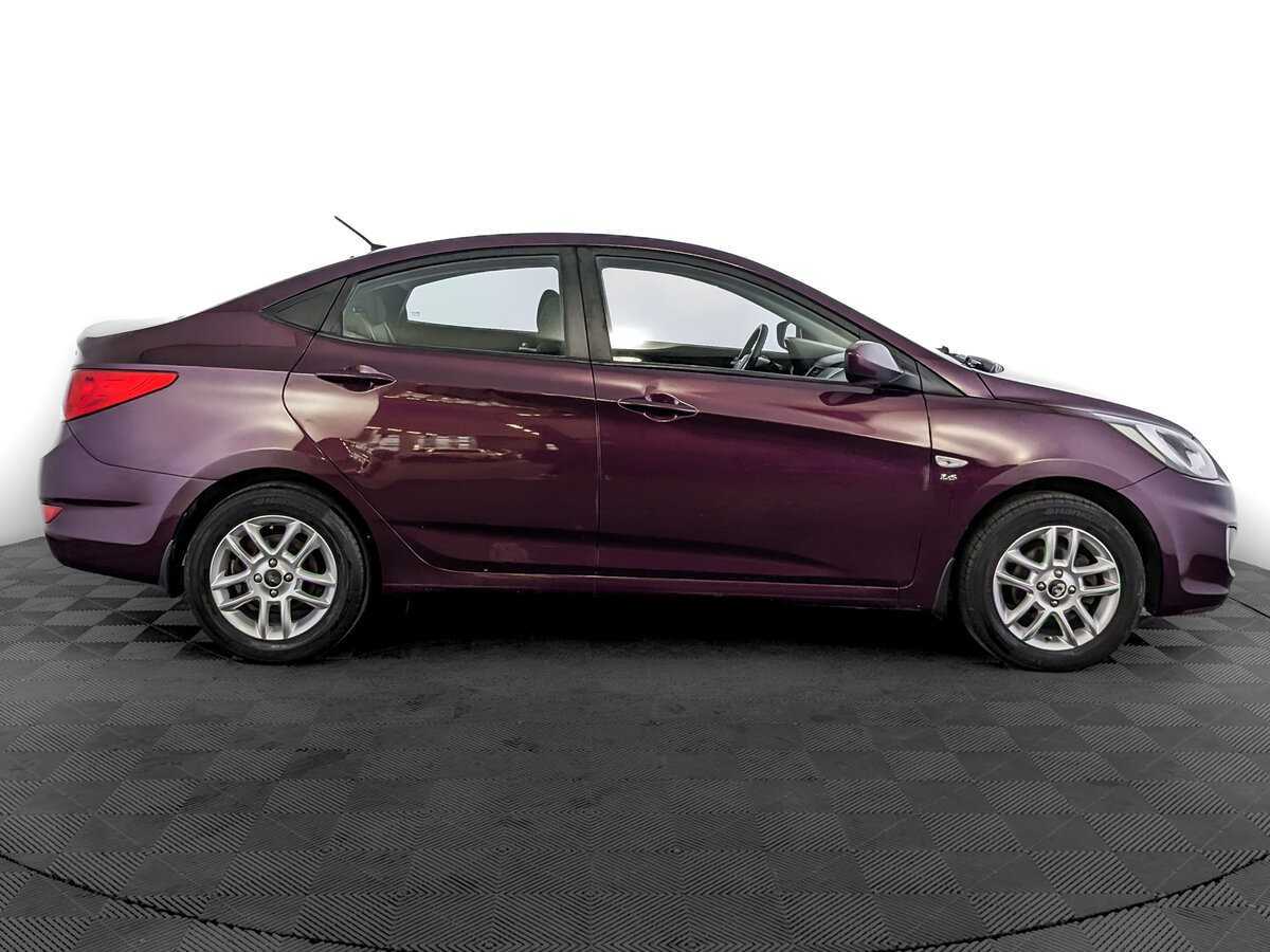 Купить Hyundai Solaris с пробегом. Фото: #3