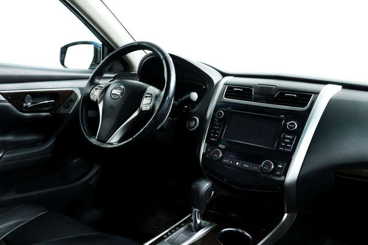 Купить Nissan Teana с пробегом. Фото: #8