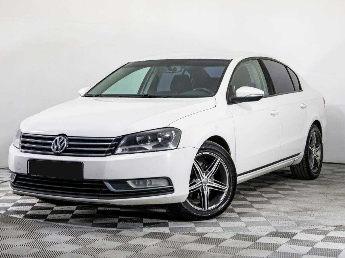 Купить Volkswagen Passat с пробегом. Посмотреть фото