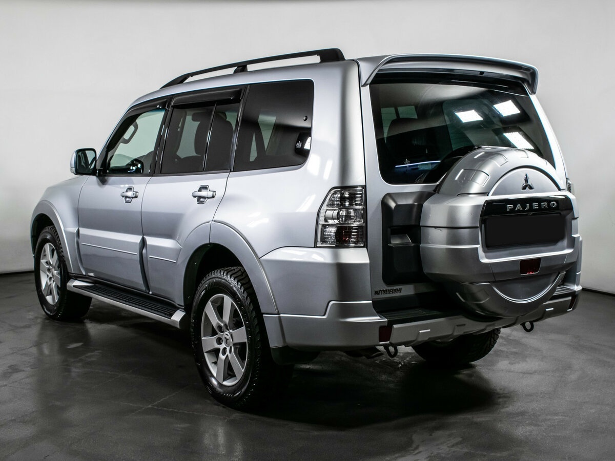 Купить Mitsubishi Pajero с пробегом. Фото: #6