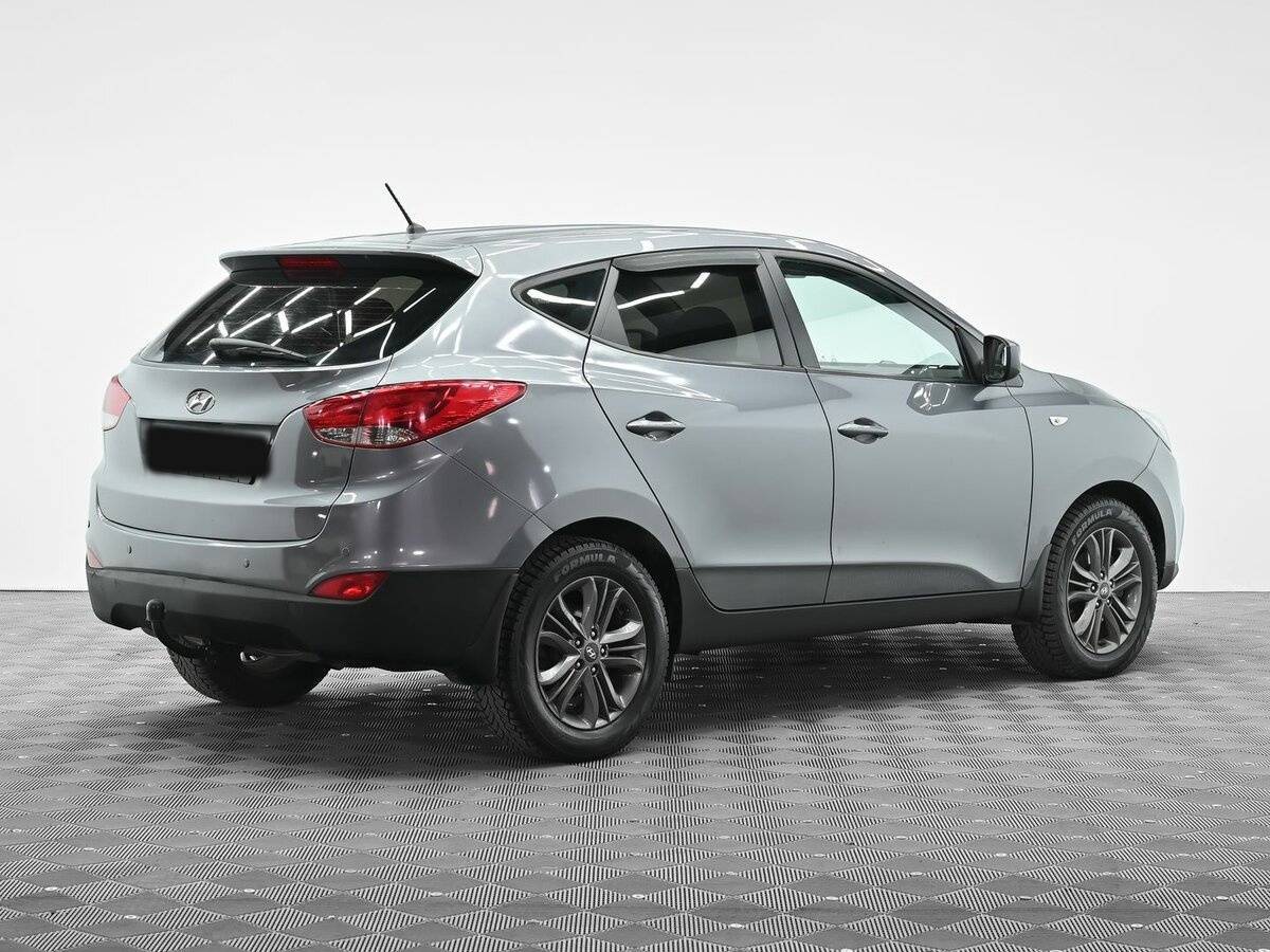Купить Hyundai ix35 с пробегом. Фото: #1
