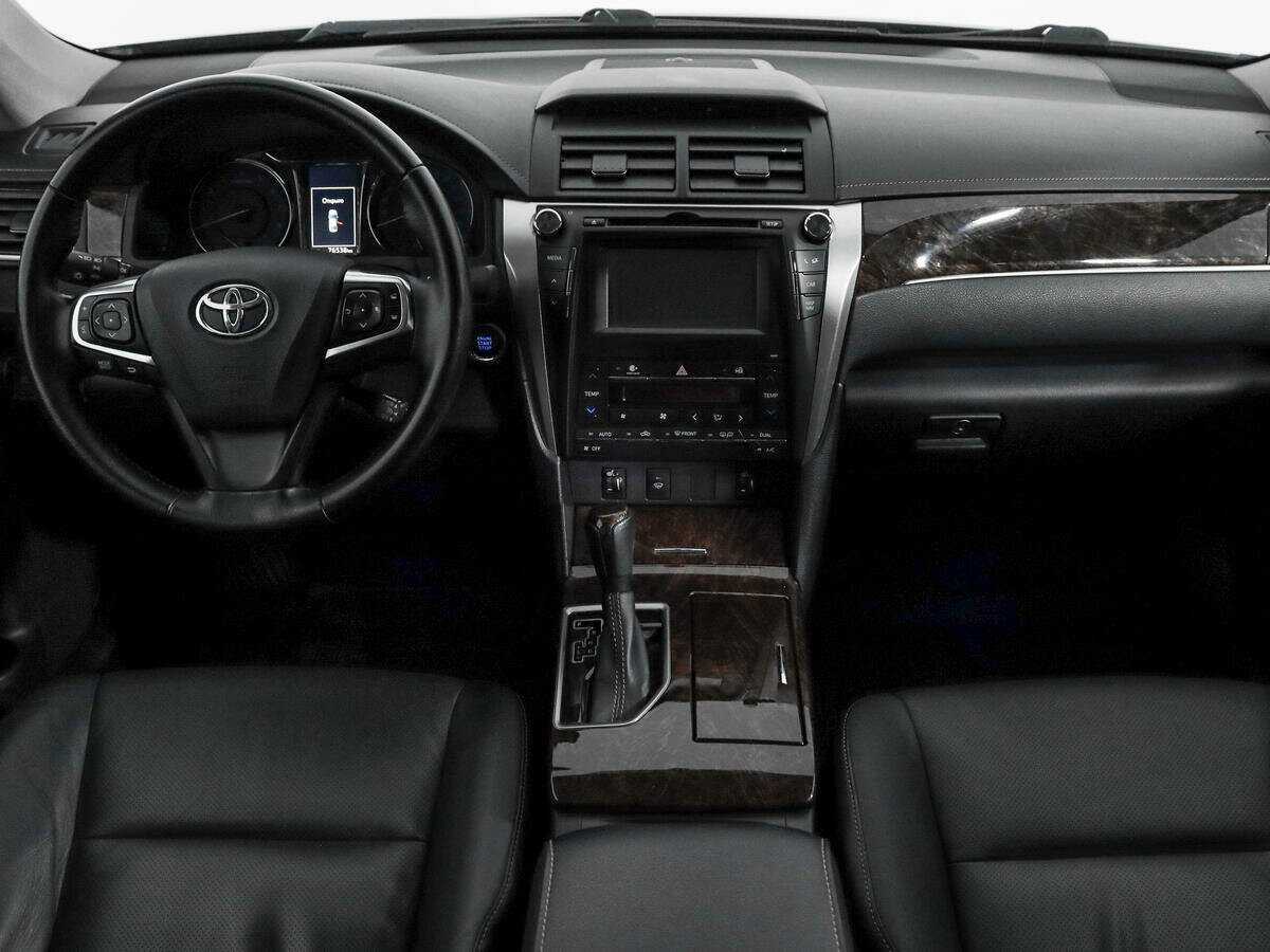 Купить Toyota Camry с пробегом. Фото: #13