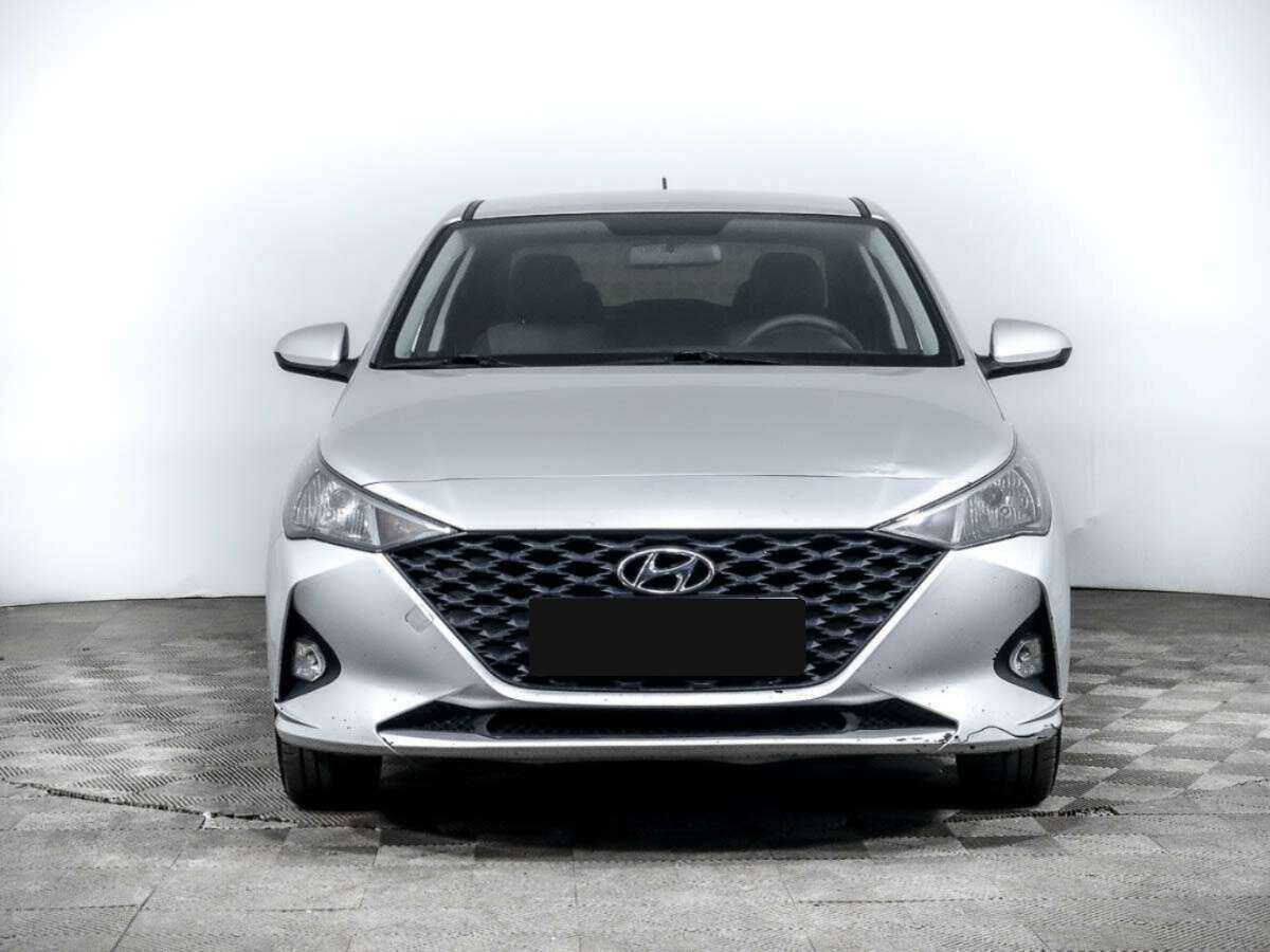 Купить Hyundai Solaris с пробегом. Фото: #1