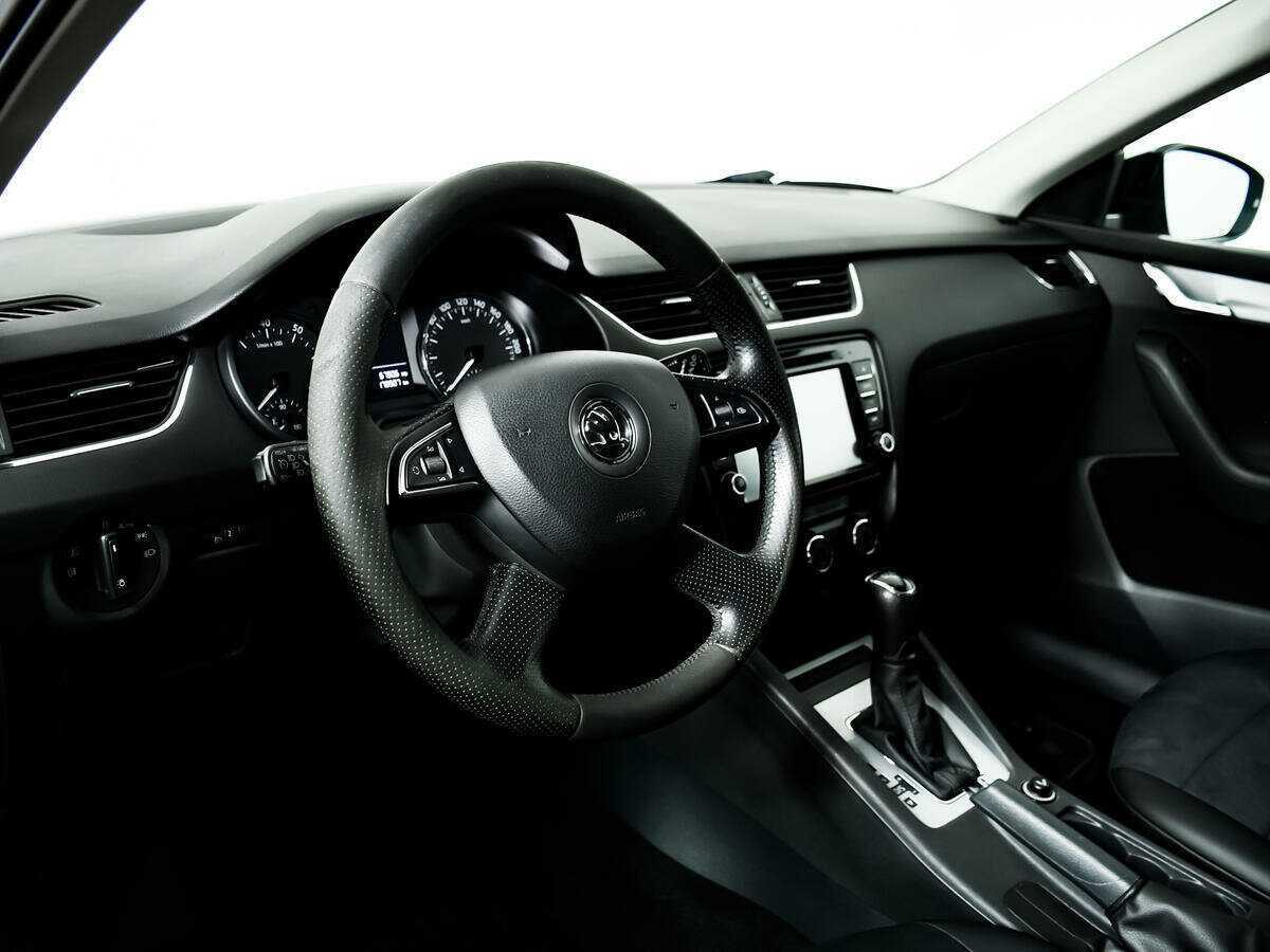 Купить Skoda Octavia с пробегом. Фото: #12