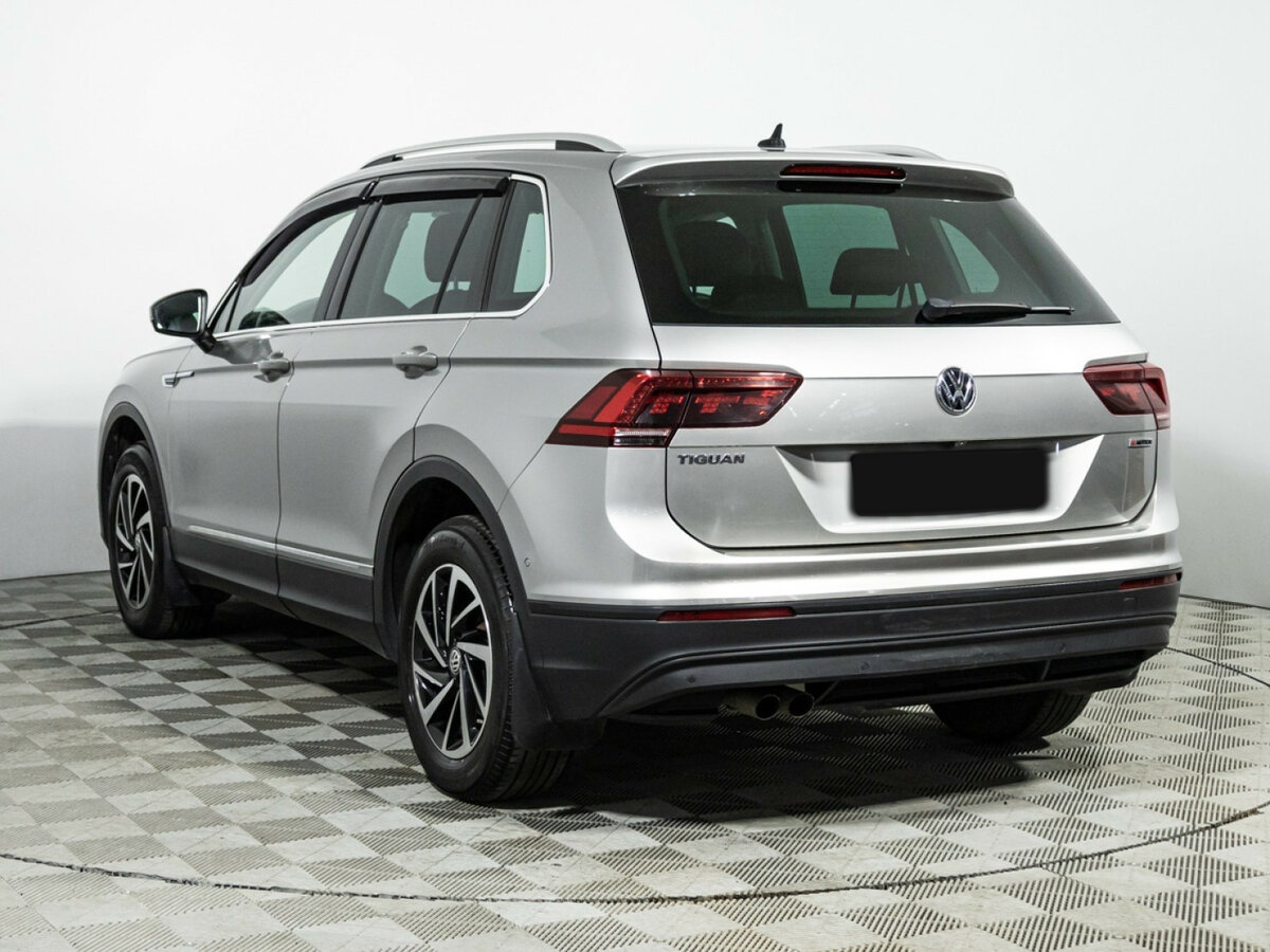 Купить Volkswagen Tiguan с пробегом. Фото: #6