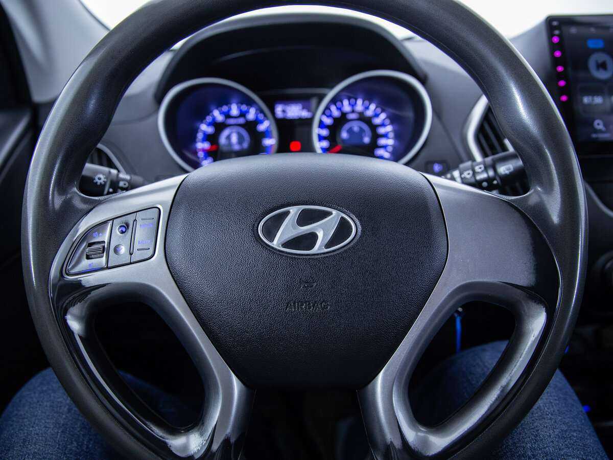 Купить Hyundai ix35 с пробегом. Фото: #13