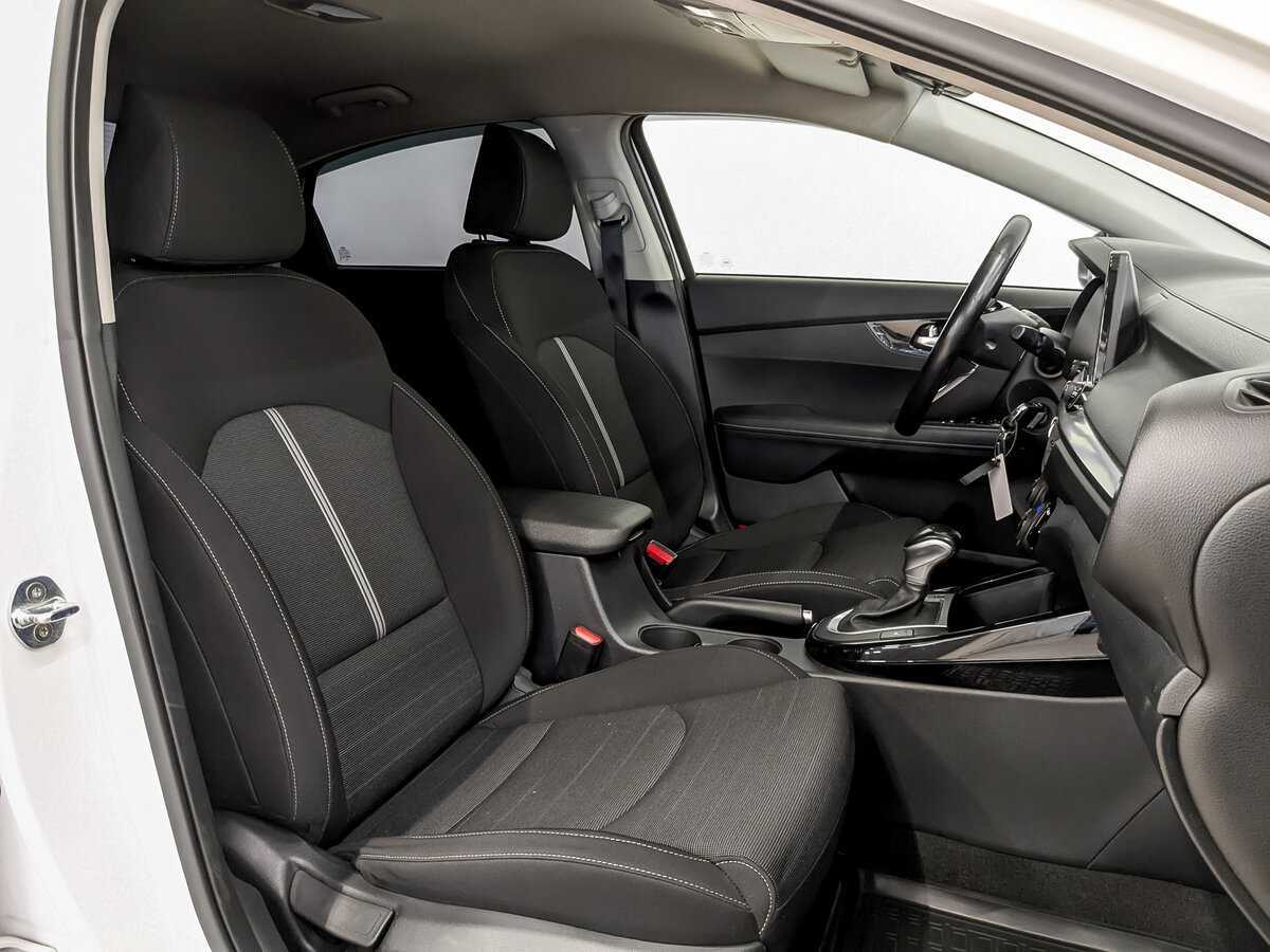 Купить Kia Cerato с пробегом. Фото: #19