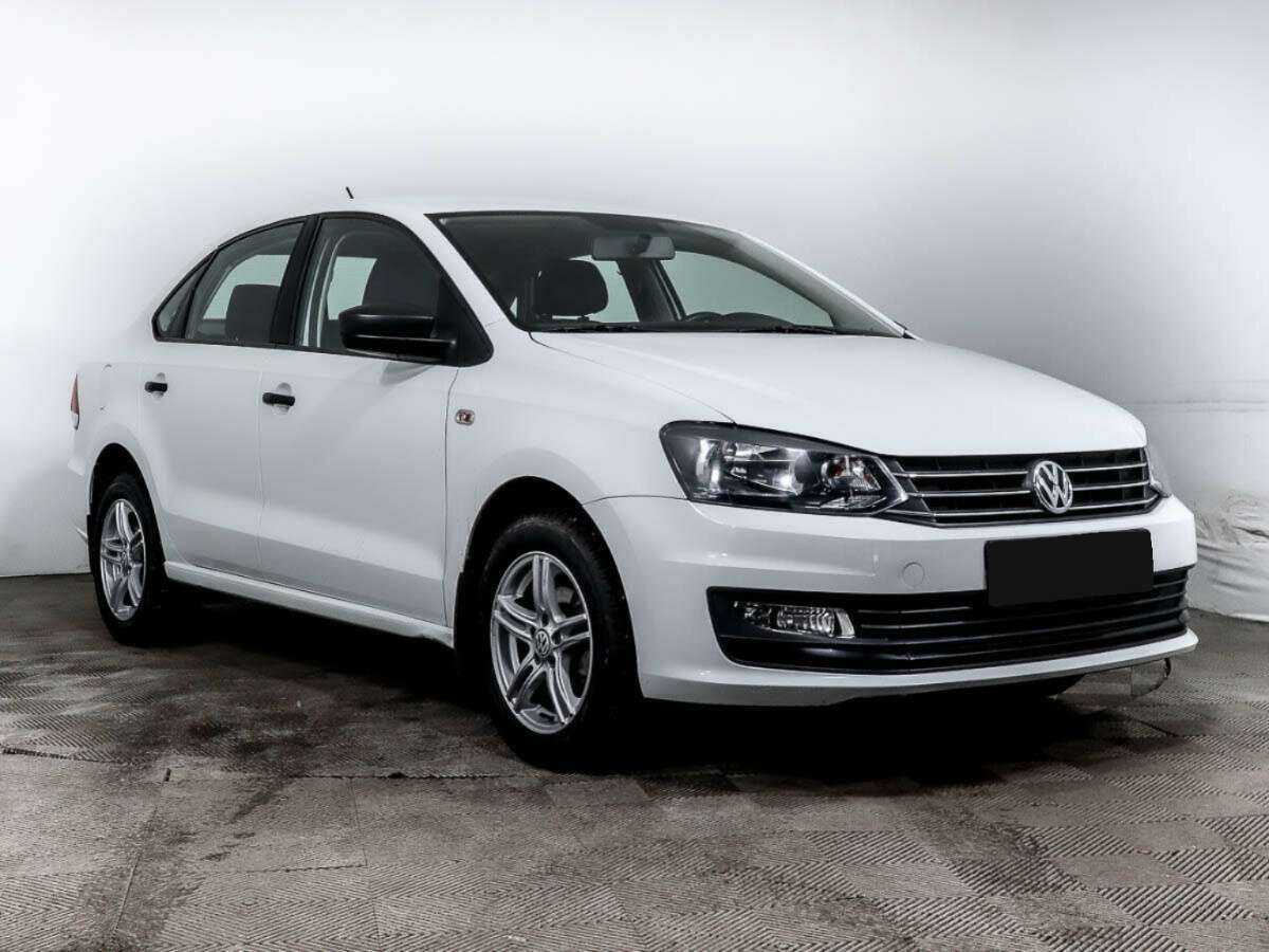 Купить Volkswagen Polo с пробегом. Фото: #2