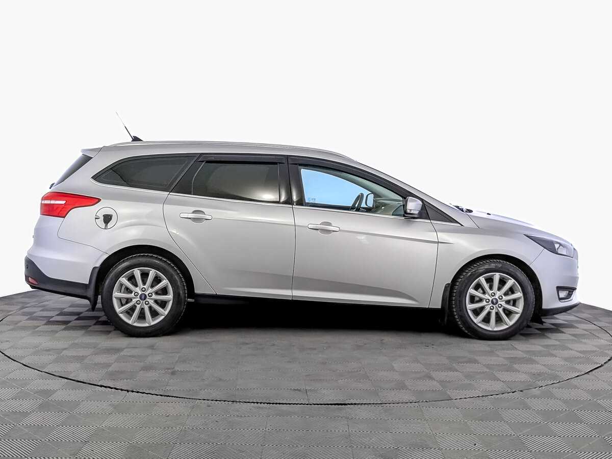 Купить Ford Focus с пробегом. Фото: #3