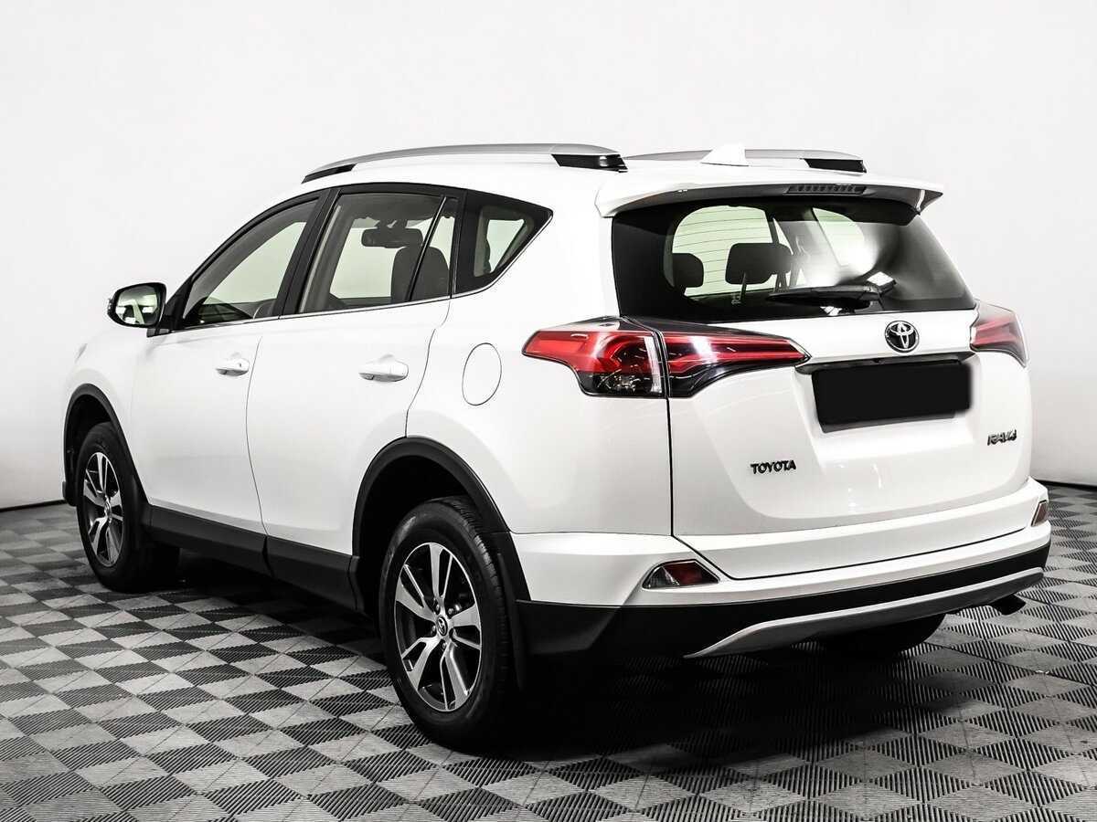 Купить Toyota RAV4 с пробегом. Фото: #6