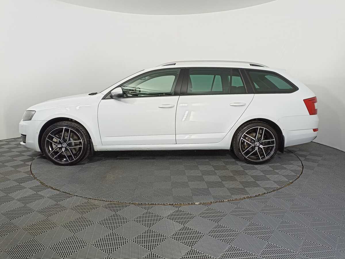 Купить Skoda Octavia с пробегом. Фото: #7