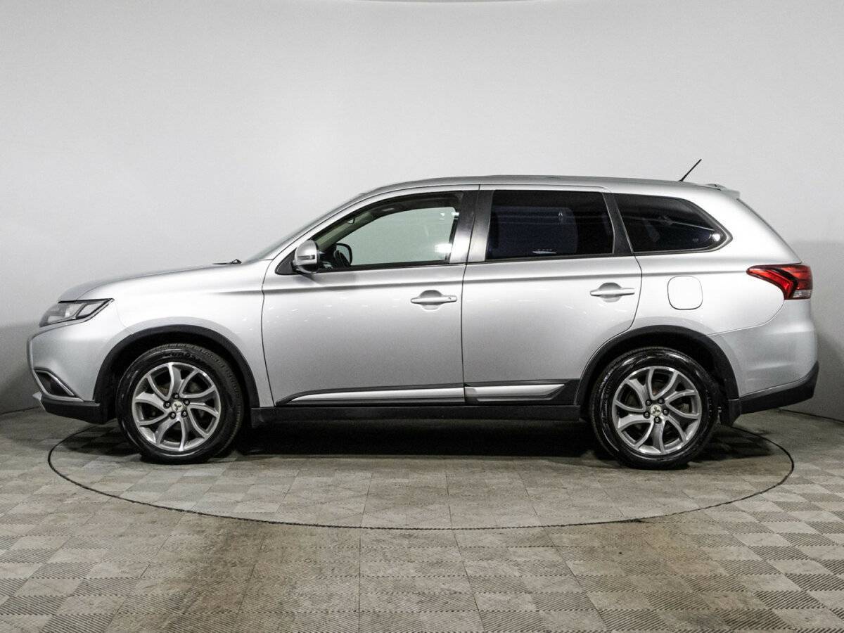 Купить Mitsubishi Outlander с пробегом. Фото: #7