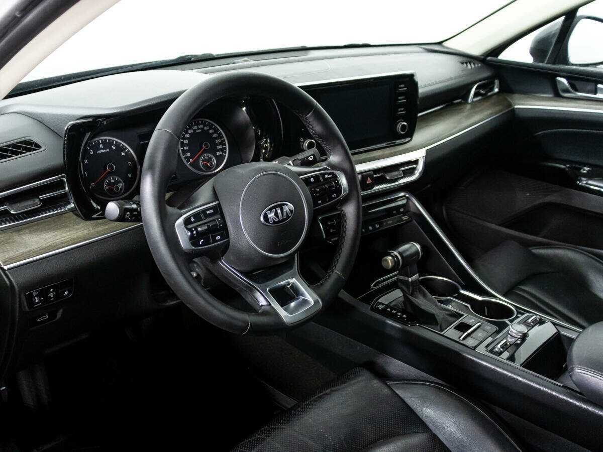 Купить Kia K5 с пробегом. Фото: #10