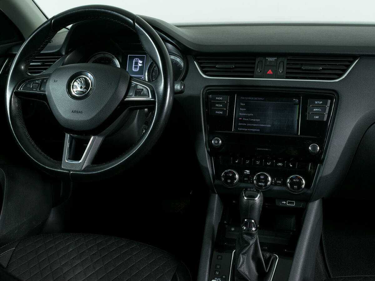 Купить Skoda Octavia с пробегом. Фото: #7