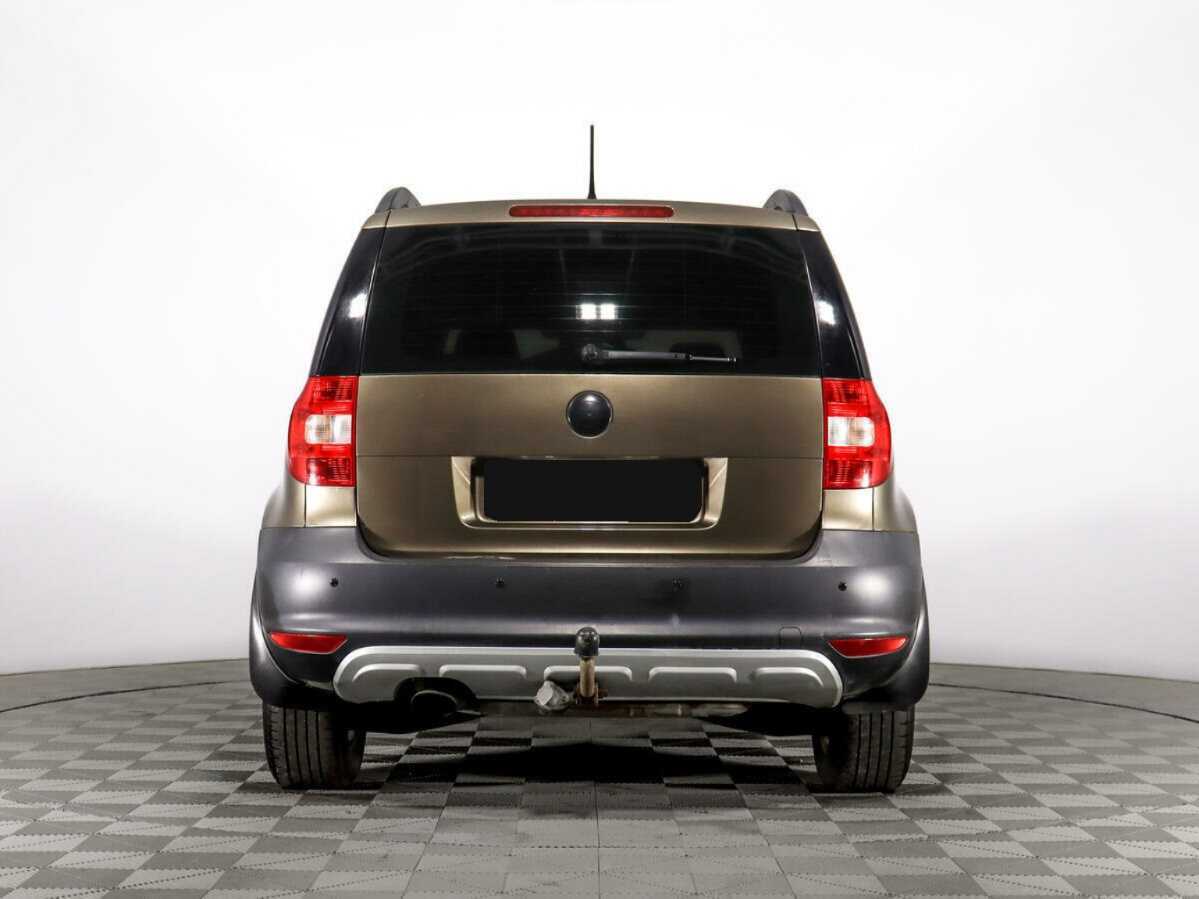 Купить Skoda Yeti с пробегом. Фото: #4