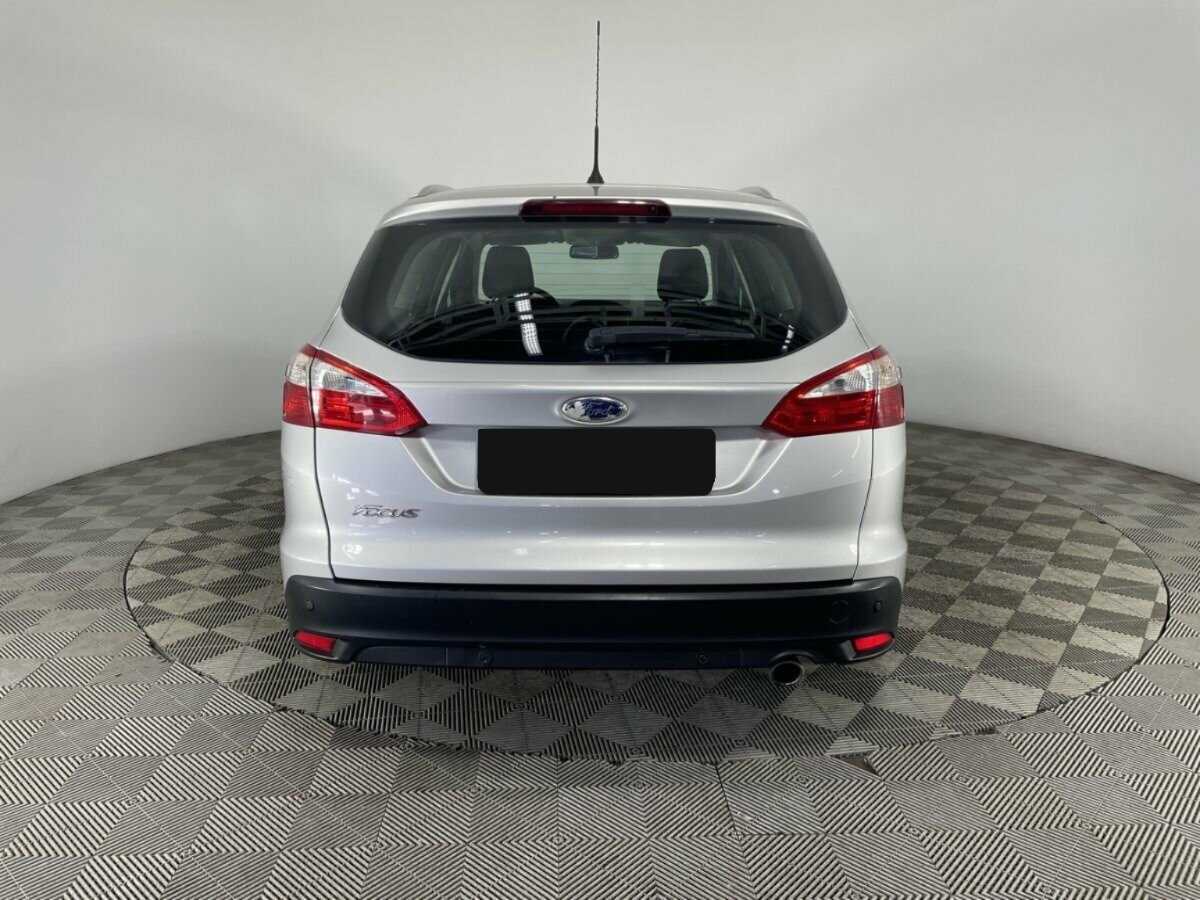 Купить Ford Focus с пробегом. Фото: #2