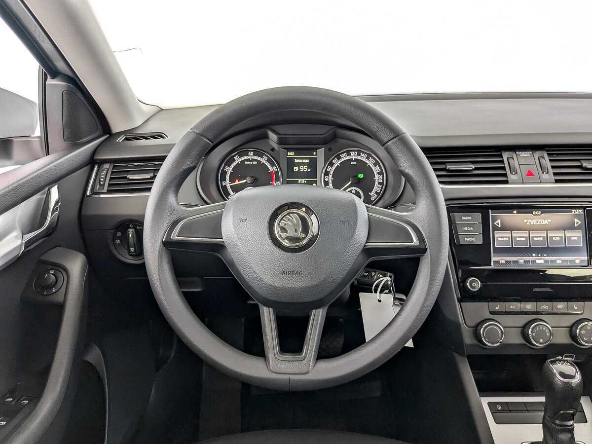 Купить Skoda Octavia с пробегом. Фото: #20