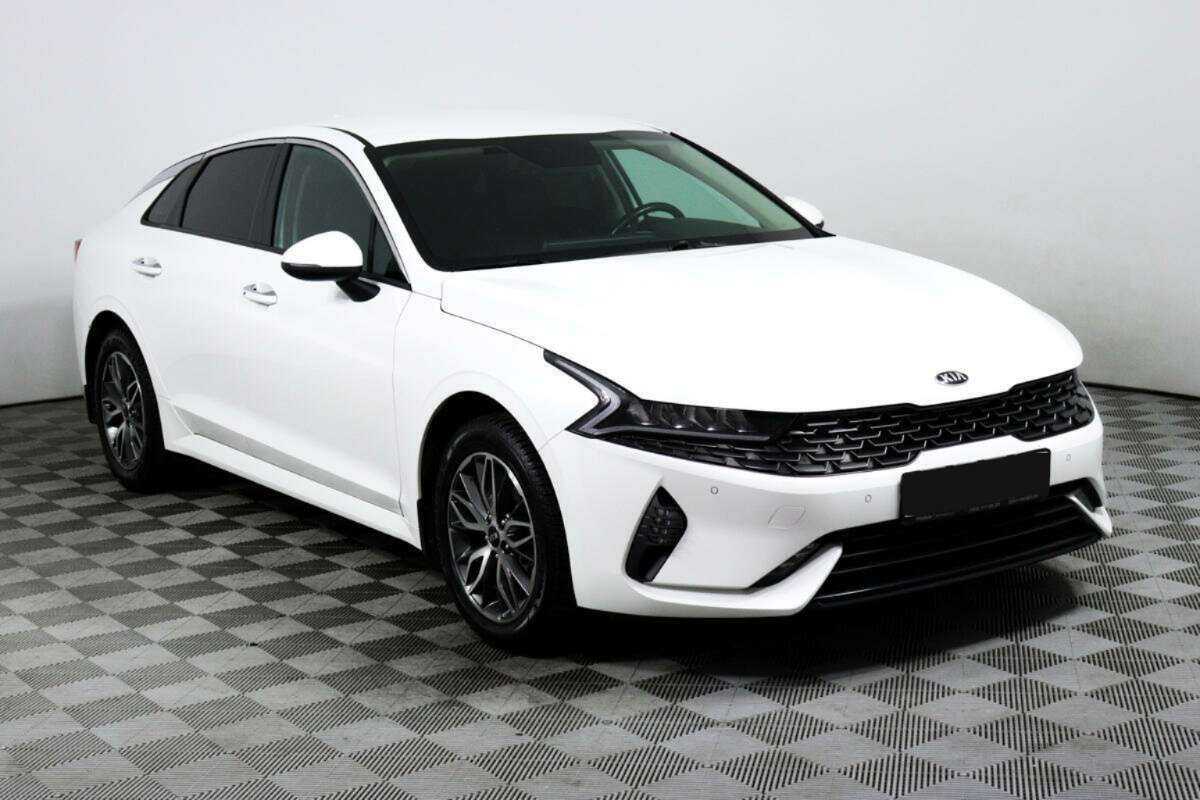 Купить Kia K5 с пробегом. Фото: #2