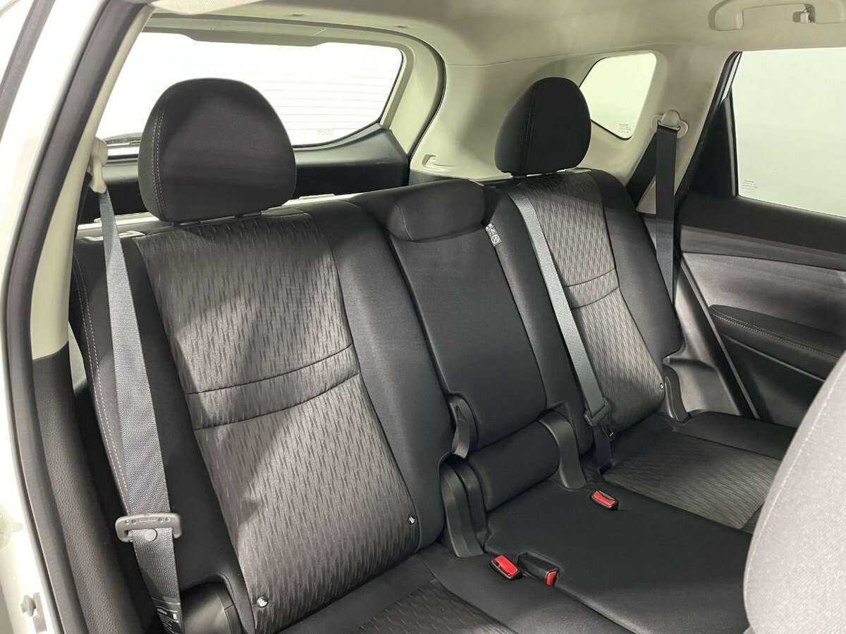 Купить Nissan X-Trail с пробегом. Фото: #13