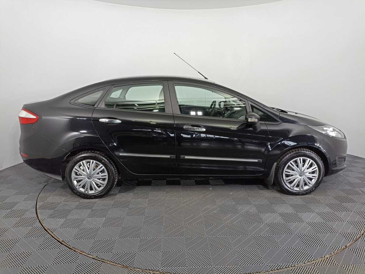 Купить Ford Fiesta с пробегом. Фото: #3