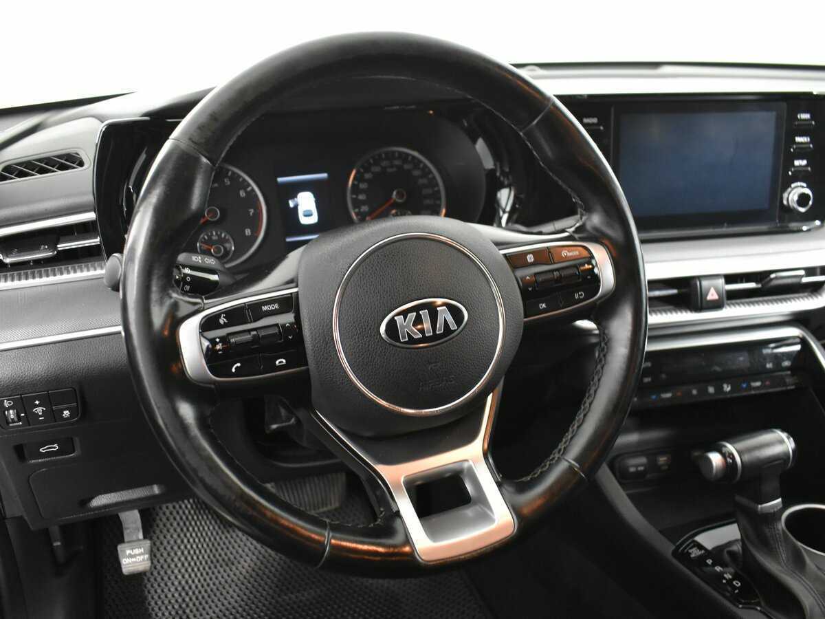 Купить Kia K5 с пробегом. Фото: #8