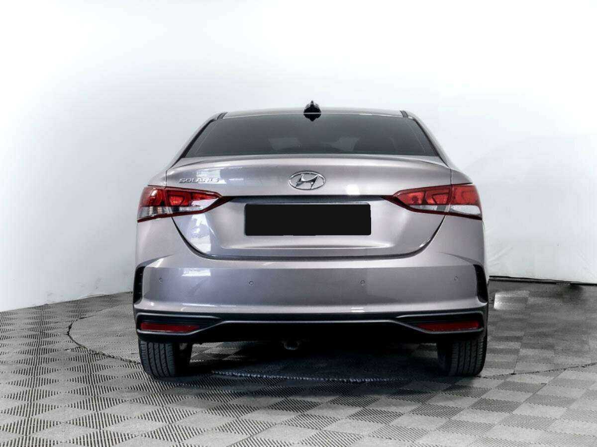 Купить Hyundai Solaris с пробегом. Фото: #4