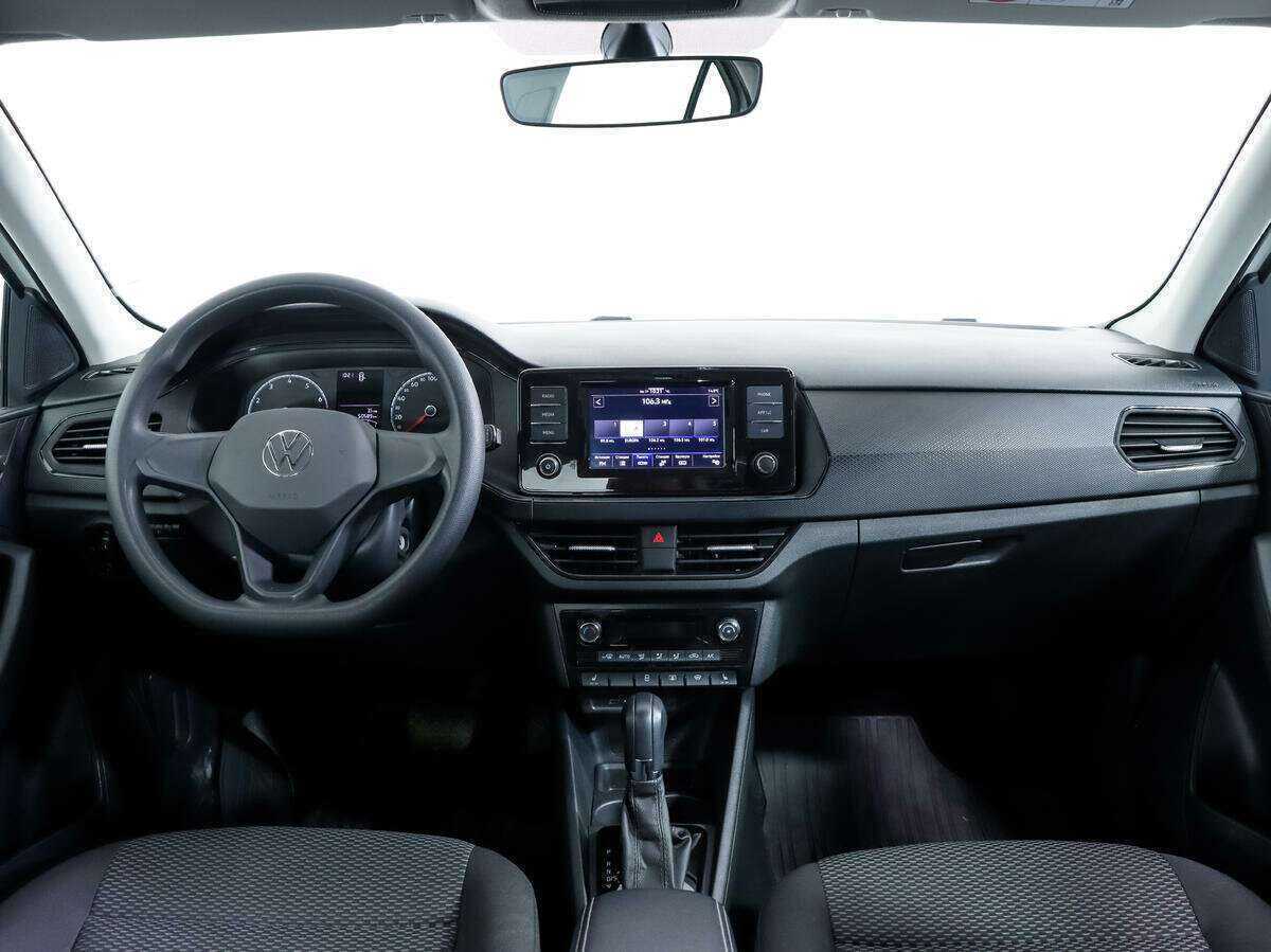 Купить Volkswagen Polo с пробегом. Фото: #8