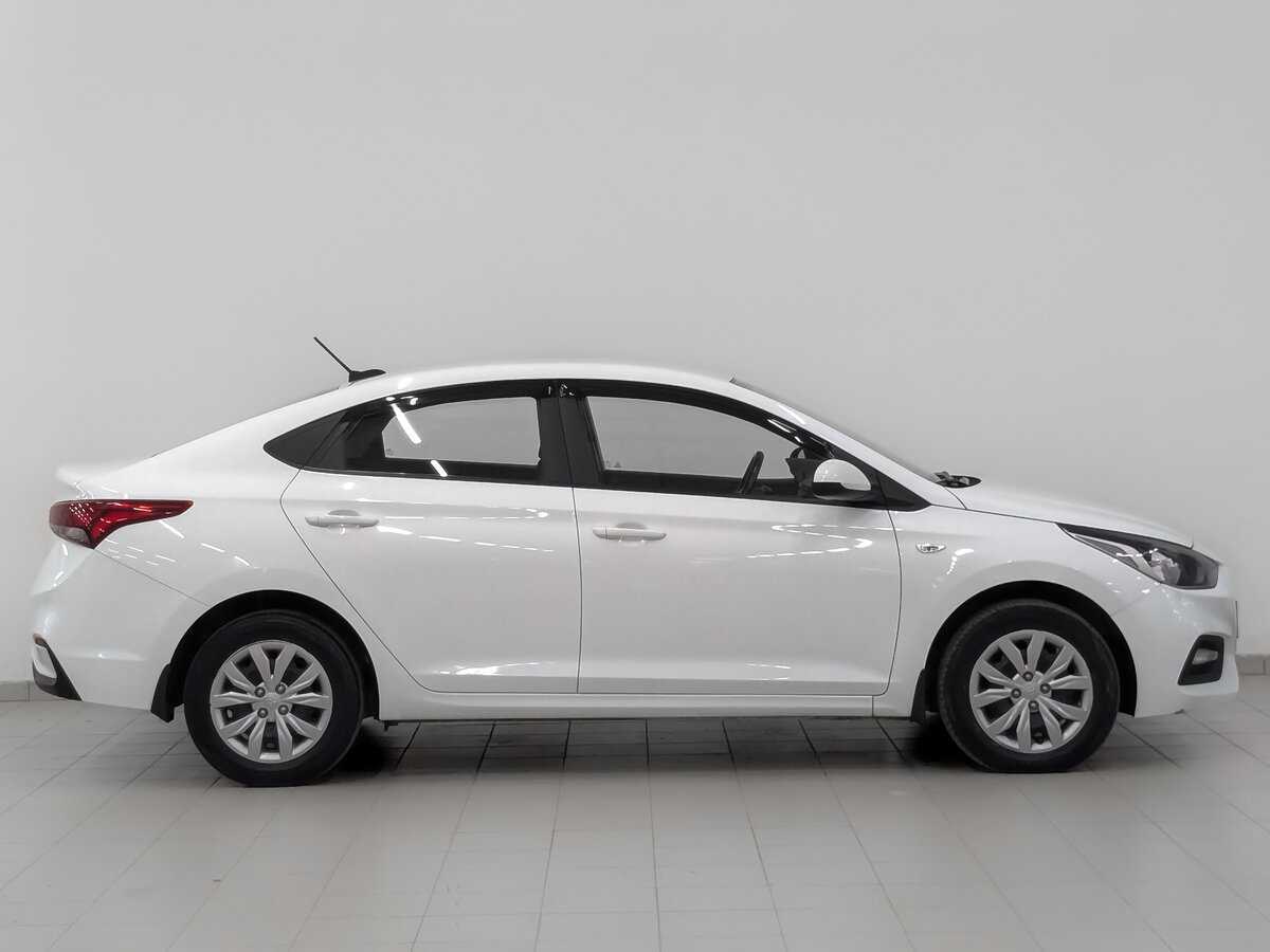 Купить Hyundai Solaris с пробегом. Фото: #3