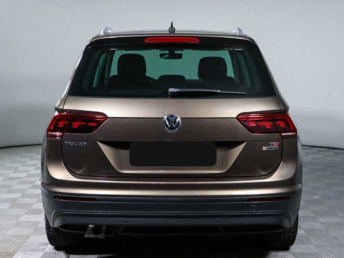 Купить Volkswagen Tiguan с пробегом. Фото: #5