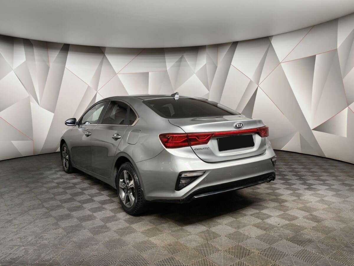 Купить Kia Cerato с пробегом. Фото: #2