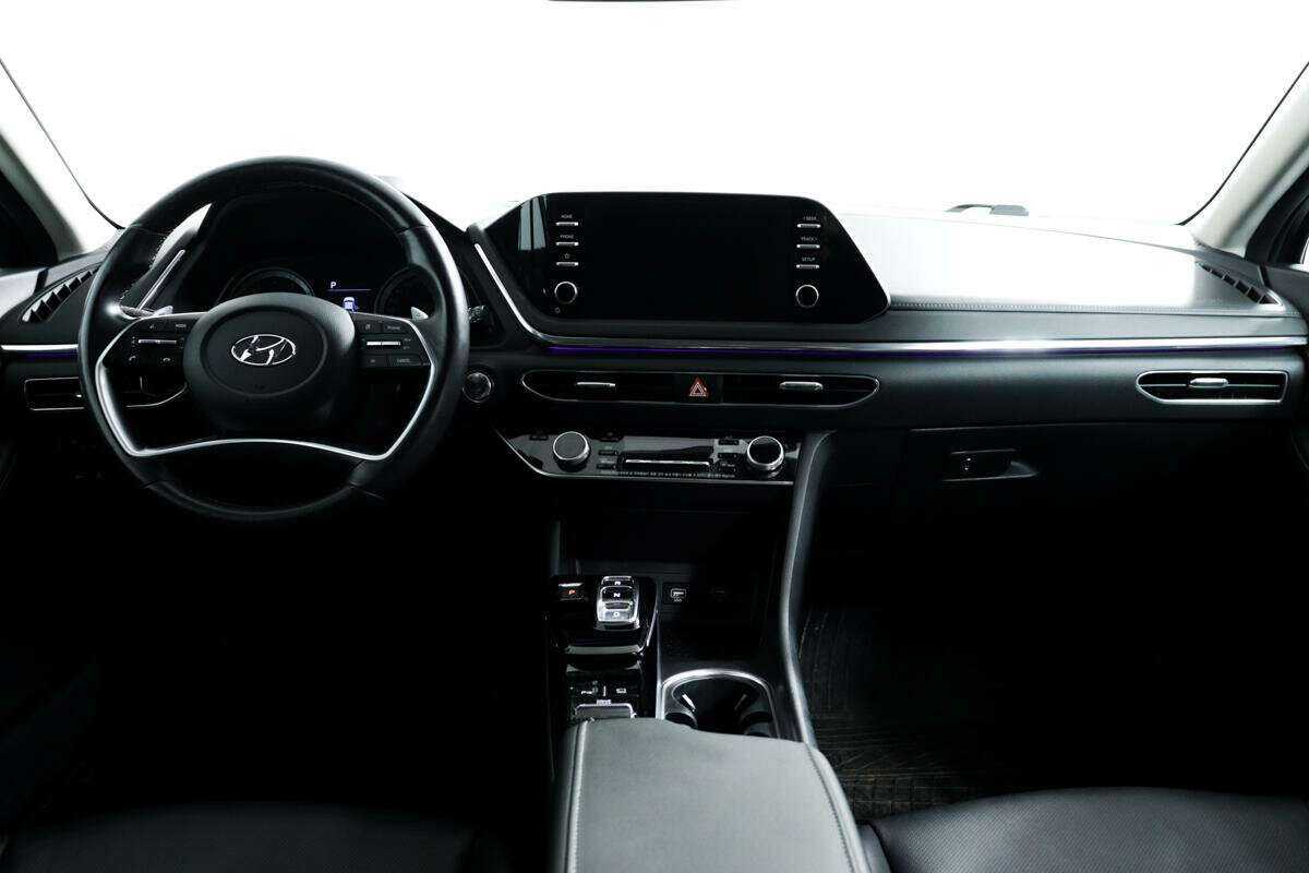 Купить Hyundai Sonata с пробегом. Фото: #10